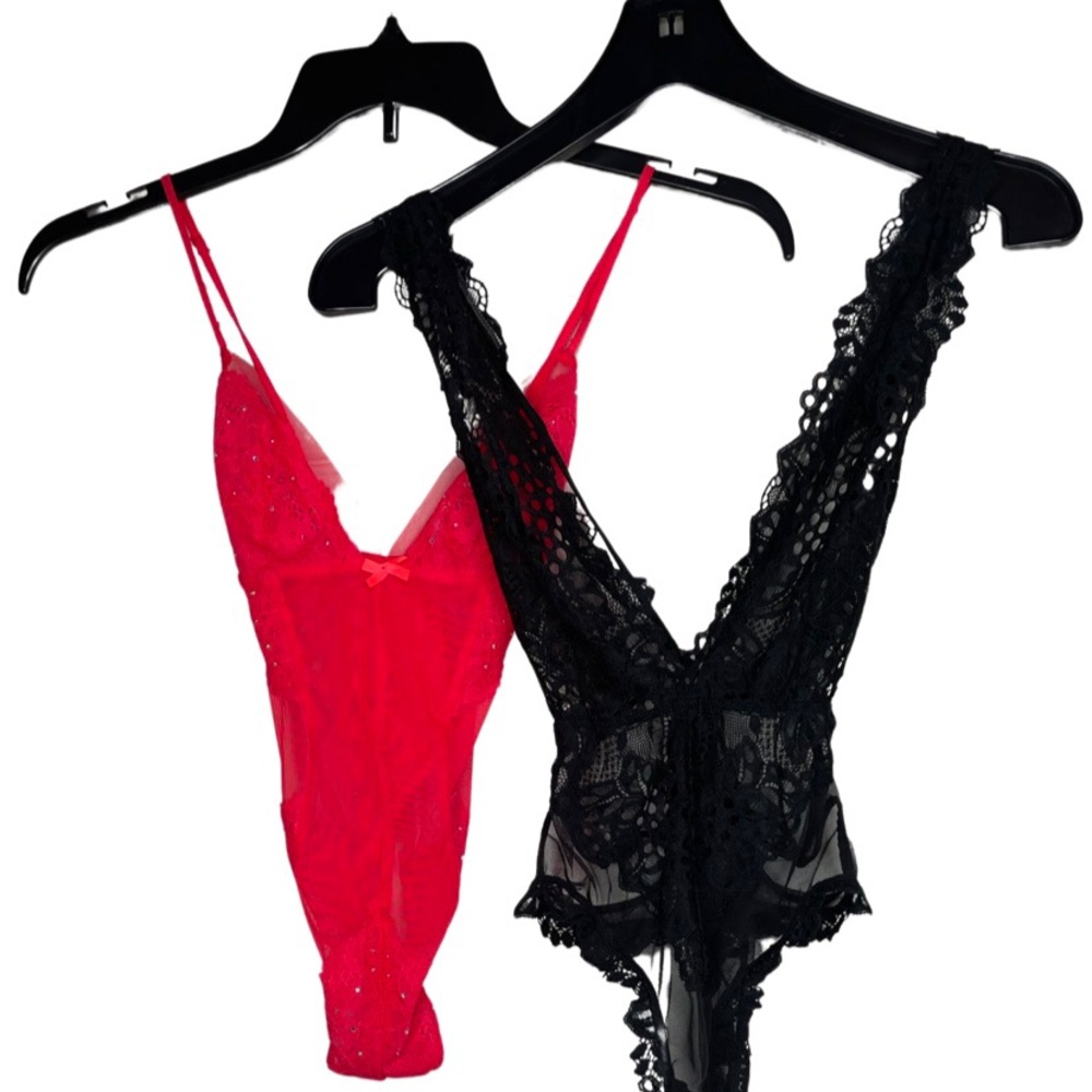 VICTORIA’S SECRET Lace & Bow Teddy (2 for 1)